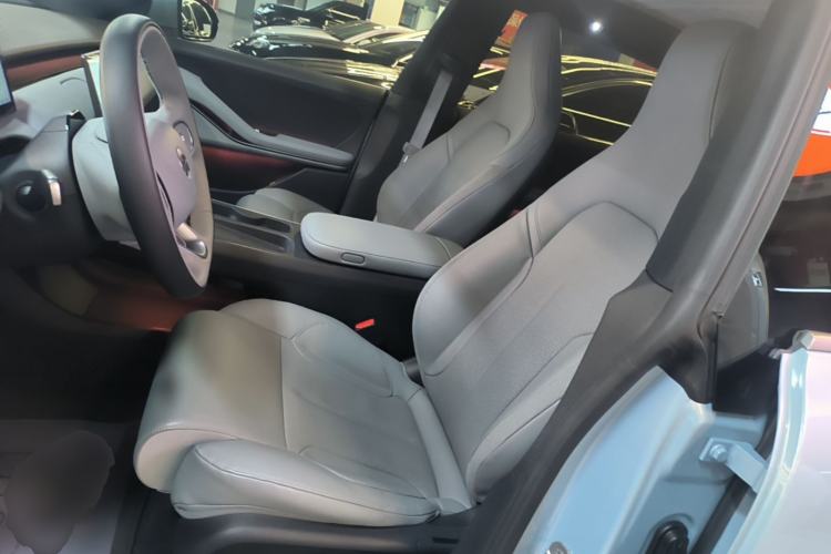 Used Nio ET5T 2023 75 kWh Touring Left Front Seat