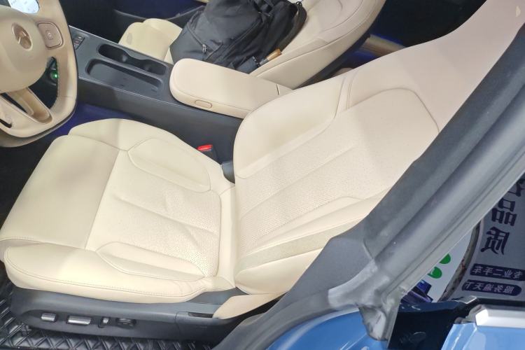Used Nio ET5T 2023 75 kWh Touring Left Front Seat