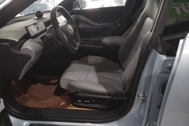 Used Nio ET5T 2023 75 kWh Touring Left Front Seat