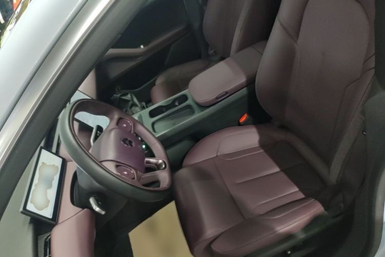Used Nio ET5T 2023 75 kWh Touring Left Front Seat