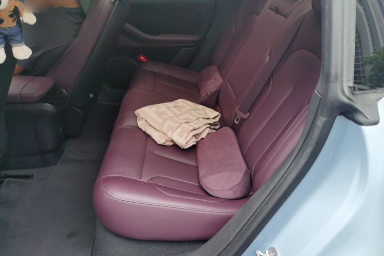 Used Nio ET5T 2023 75 kWh Touring Left Rear Seat