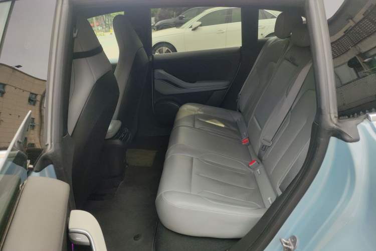Used Nio ET5T 2023 75 kWh Touring Left Rear Seat