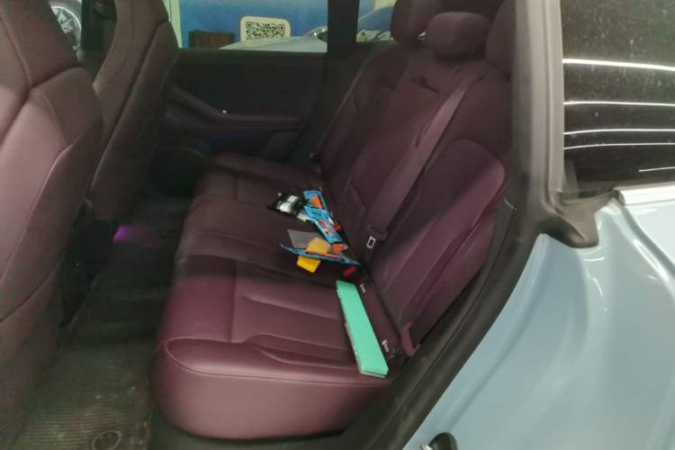 Used Nio ET5T 2023 75 kWh Touring Left Rear Seat