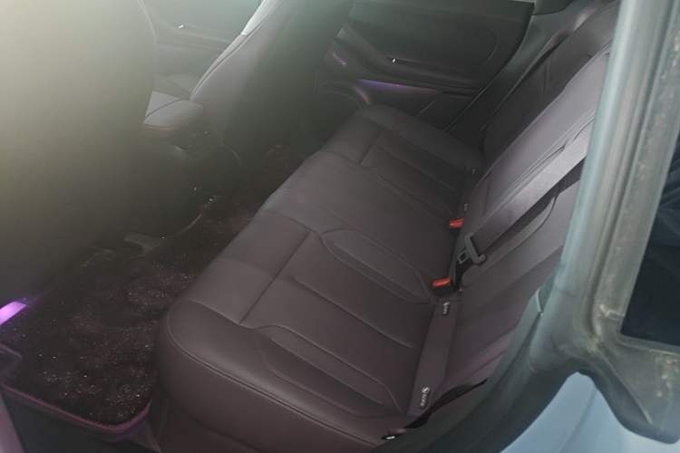Used Nio ET5T 2023 75 kWh Touring Left Rear Seat