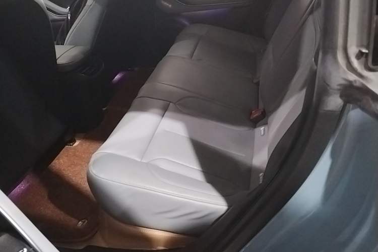 Used Nio ET5T 2023 75 kWh Touring Left Rear Seat