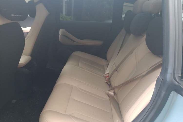 Used Nio ET5T 2023 75 kWh Touring Left Rear Seat