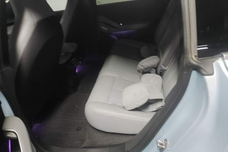 Used Nio ET5T 2023 75 kWh Touring Left Rear Seat