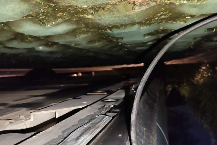 Used Nio ET5T 2023 75 kWh Touring Left Side Sill