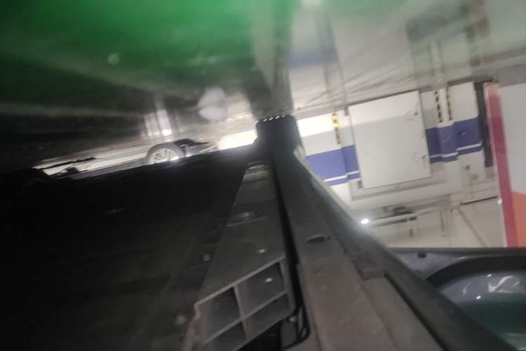Used Nio ET5T 2023 75 kWh Touring Left Side Sill