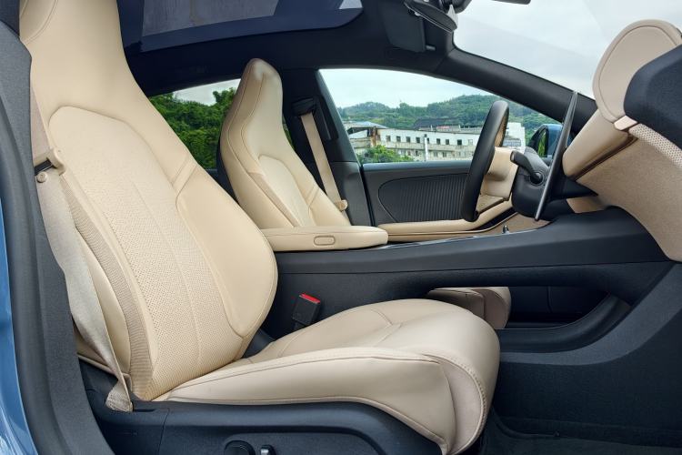 Used Nio ET5T 2023 75 kWh Touring Right Front Seat