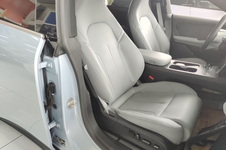 Used Nio ET5T 2023 75 kWh Touring Right Front Seat