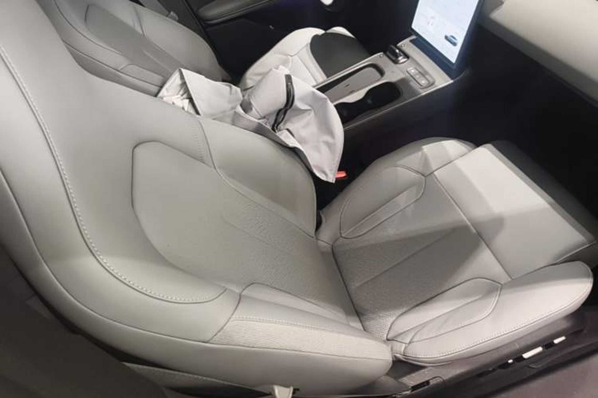 Used Nio ET5T 2023 75 kWh Touring Right Front Seat