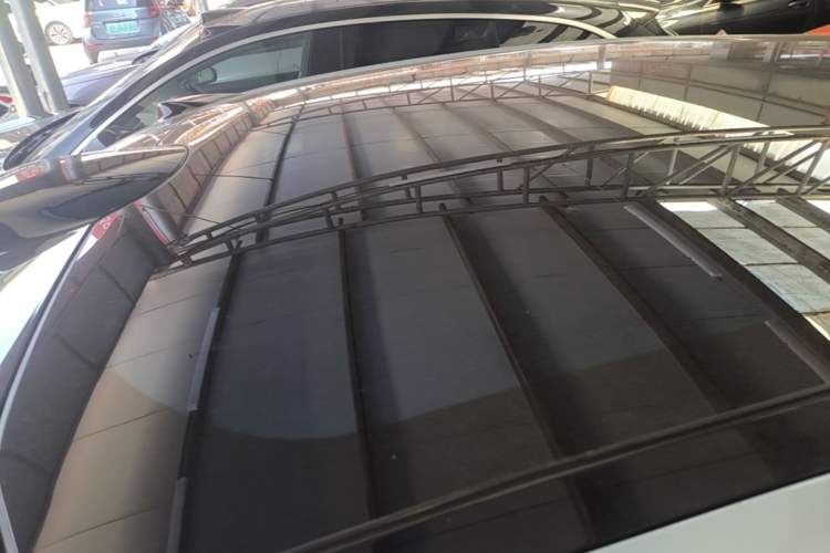 Used Nio ET5T 2023 75 kWh Touring Roof