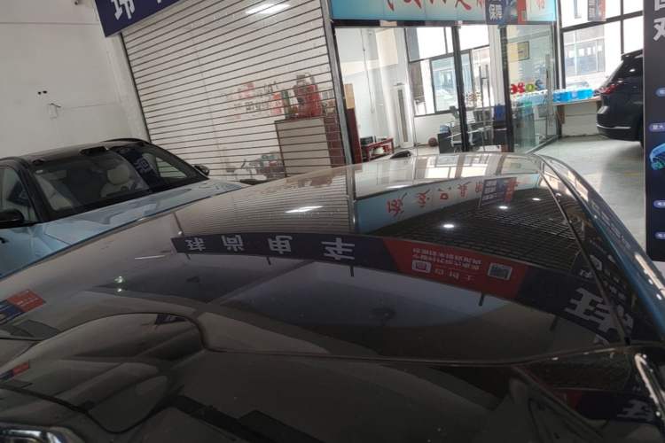 Used Nio ET5T 2023 75 kWh Touring Roof