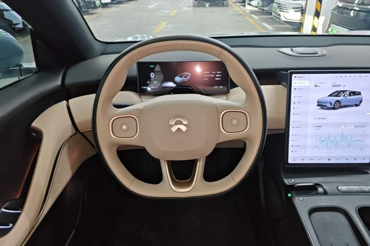 Used Nio ET5T 2023 75 kWh Touring Steering Wheel