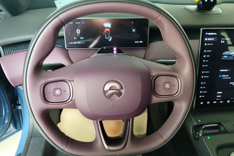 Used Nio ET5T 2023 75 kWh Touring Steering Wheel