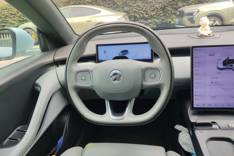 Used Nio ET5T 2023 75 kWh Touring Steering Wheel