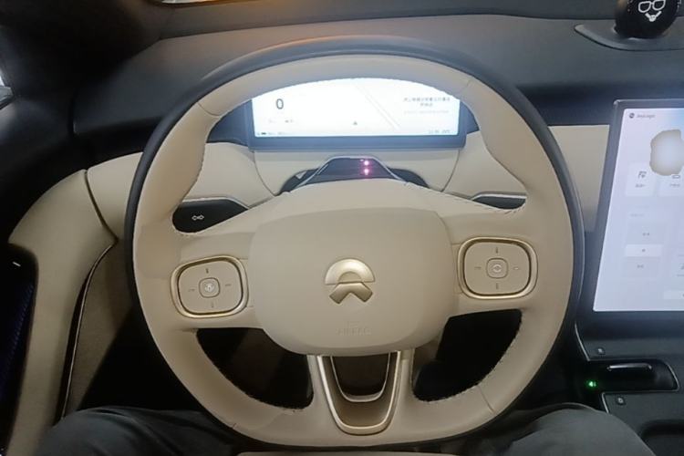 Used Nio ET5T 2023 75 kWh Touring Steering Wheel