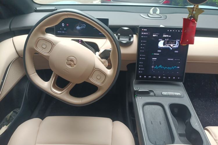 Used Nio ET5T 2023 75 kWh Touring Steering Wheel