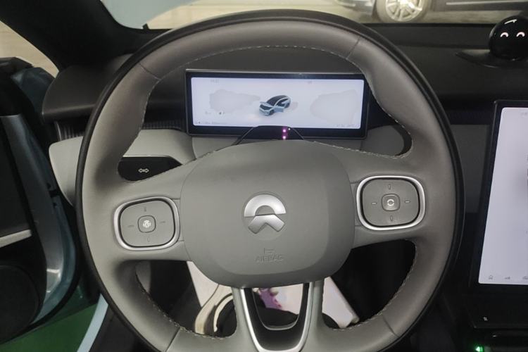 Used Nio ET5T 2023 75 kWh Touring Steering Wheel