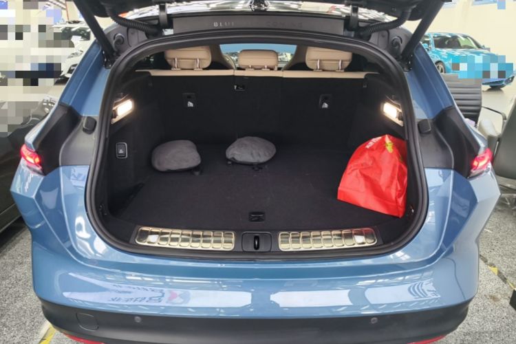 Used Nio ET5T 2023 75 kWh Touring Trunk