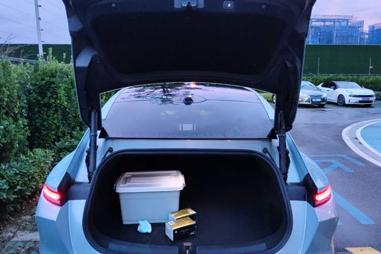Used Nio ET5T 2023 75 kWh Touring Trunk