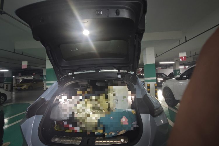Used Nio ET5T 2023 75 kWh Touring Trunk