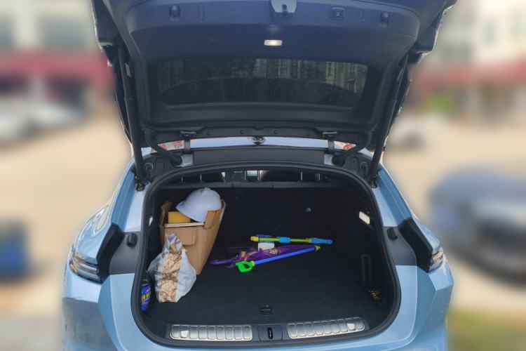 Used Nio ET5T 2023 75 kWh Touring Trunk
