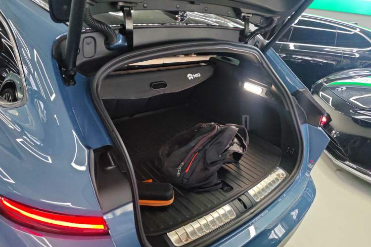 Used Nio ET5T 2023 75 kWh Touring Trunk