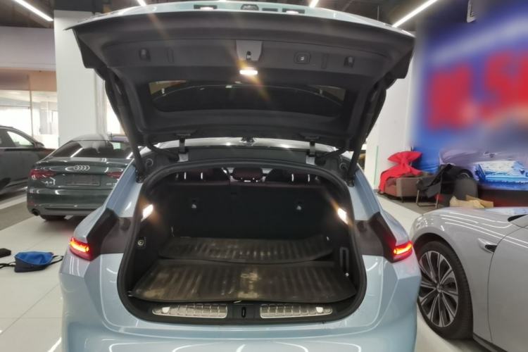 Used Nio ET5T 2023 75 kWh Touring Trunk