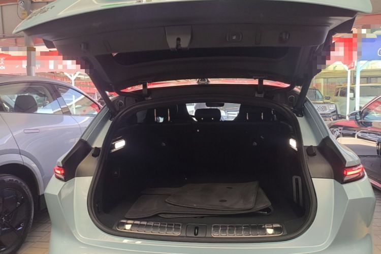 Used Nio ET5T 2023 75 kWh Touring Trunk