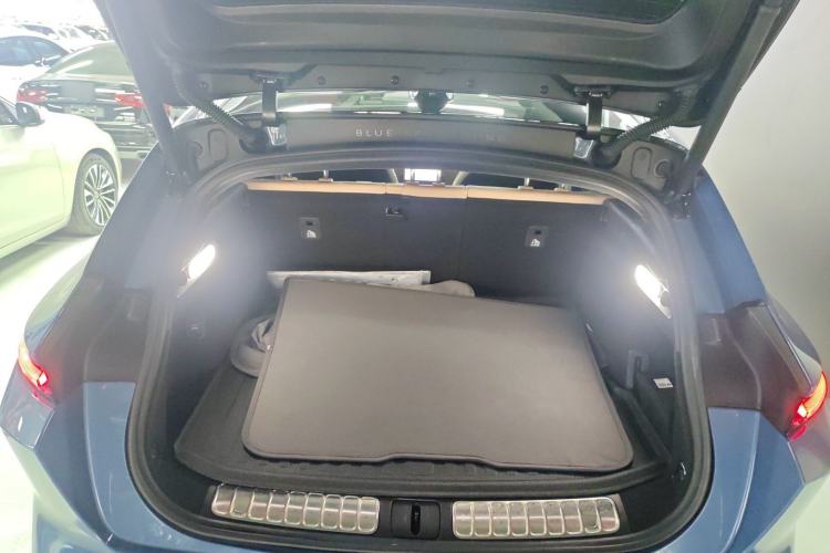 Used Nio ET5T 2023 75 kWh Touring Trunk