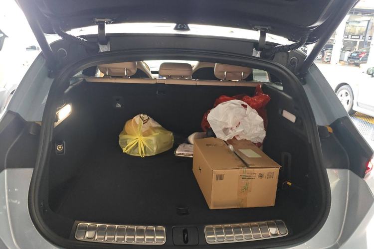 Used Nio ET5T 2023 75 kWh Touring Trunk