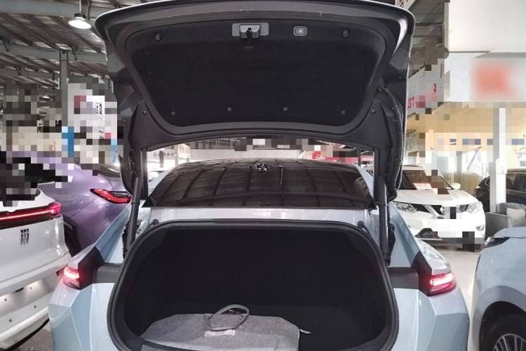 Used Nio ET5T 2023 75 kWh Touring Trunk