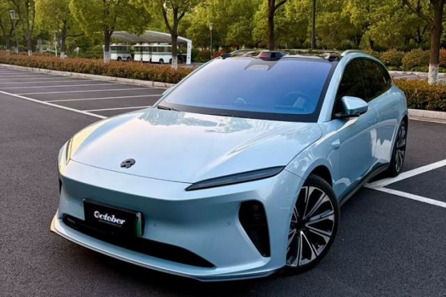 Used Nio ET5T 2023 75 kWh Touring