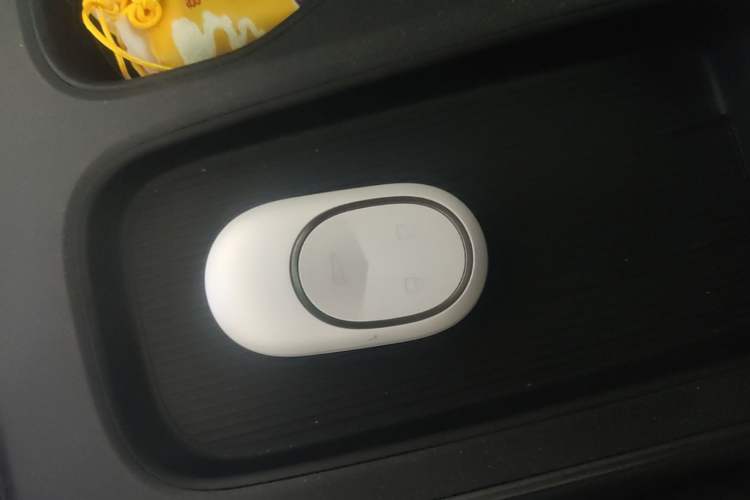 Used Nio ET5T 2023 75 kWh Touring Vehicle Key