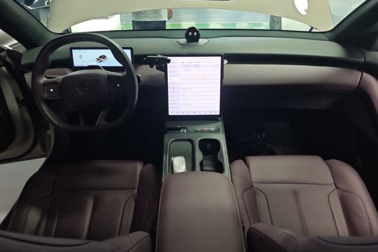 Used Nio ET5T 2023 75 kWh Touring Center Console