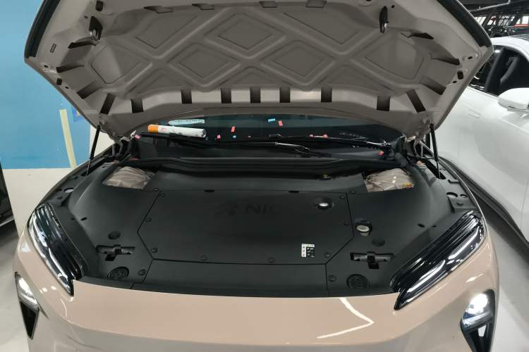Used Nio ET5T 2023 75 kWh Touring Engine Bay