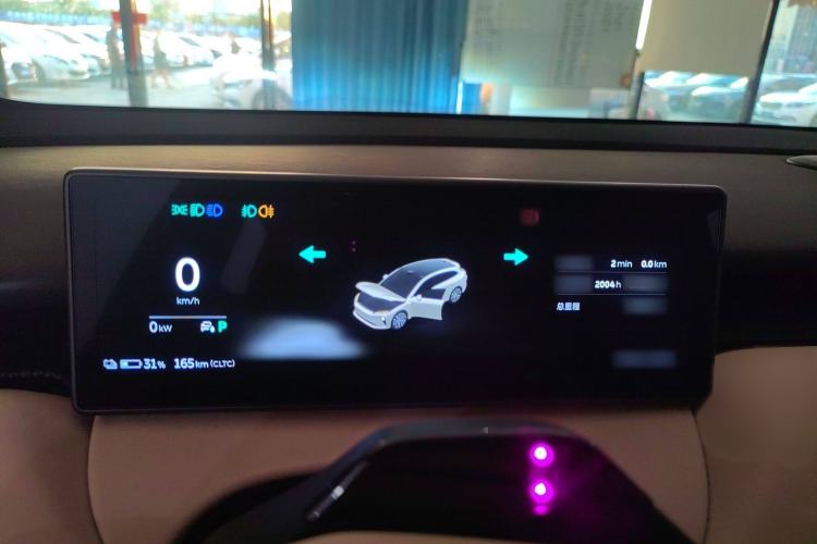 Used Nio ET5T 2023 75 kWh Touring Instrument Cluster