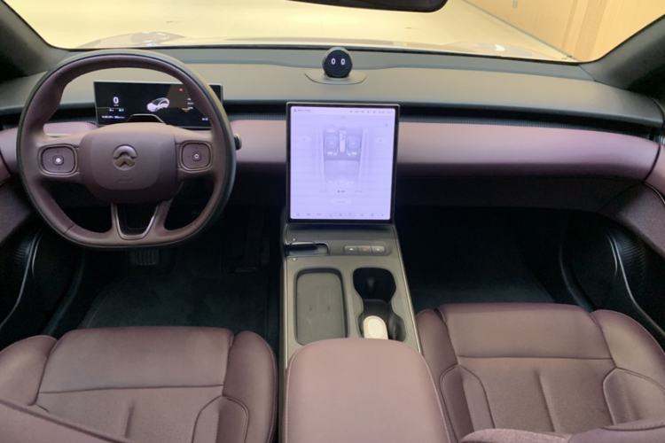 Used Nio ET5T 2023 75 kWh Touring Interior 1