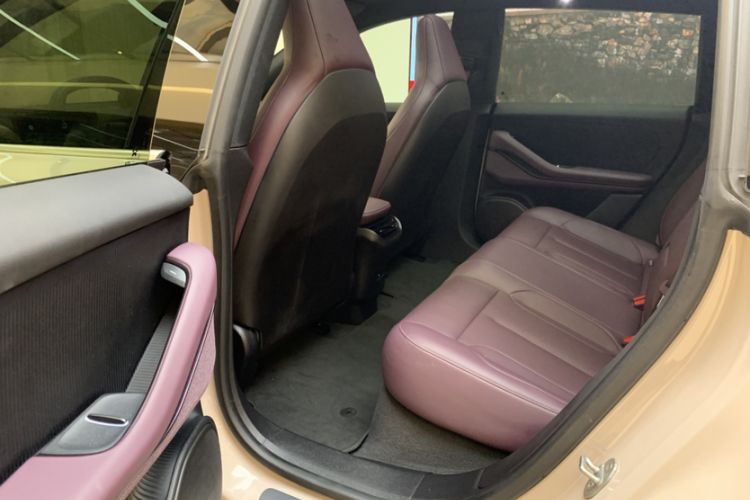 Used Nio ET5T 2023 75 kWh Touring Interior 2