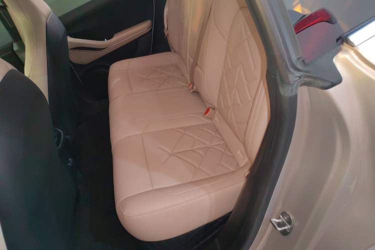 Used Nio ET5T 2023 75 kWh Touring Interior 4