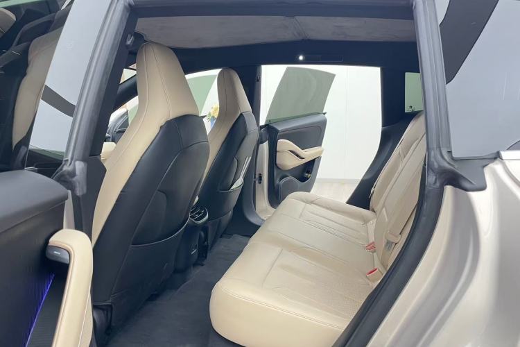 Used Nio ET5T 2023 75 kWh Touring Interior 4