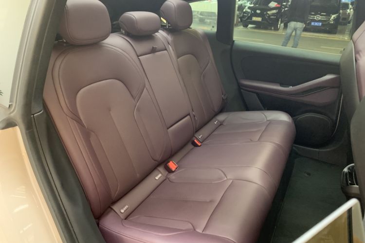 Used Nio ET5T 2023 75 kWh Touring Interior 5