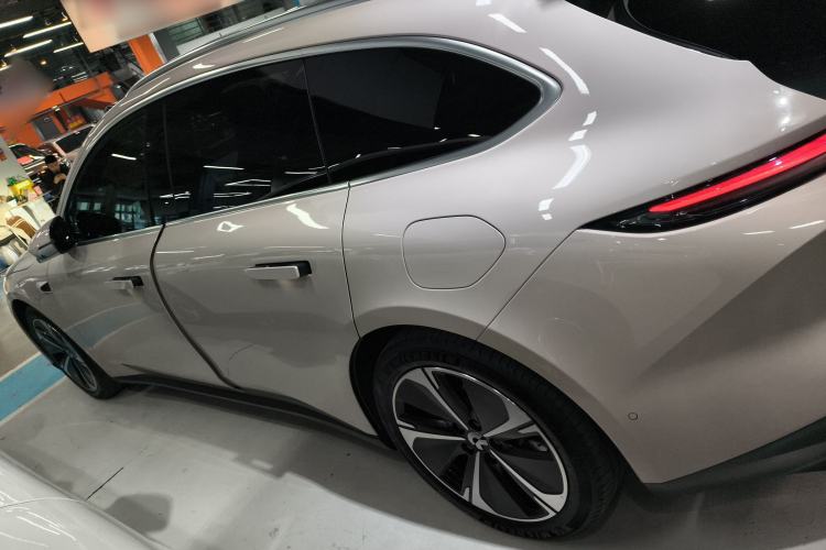 Used Nio ET5T 2023 75 kWh Touring Left Side