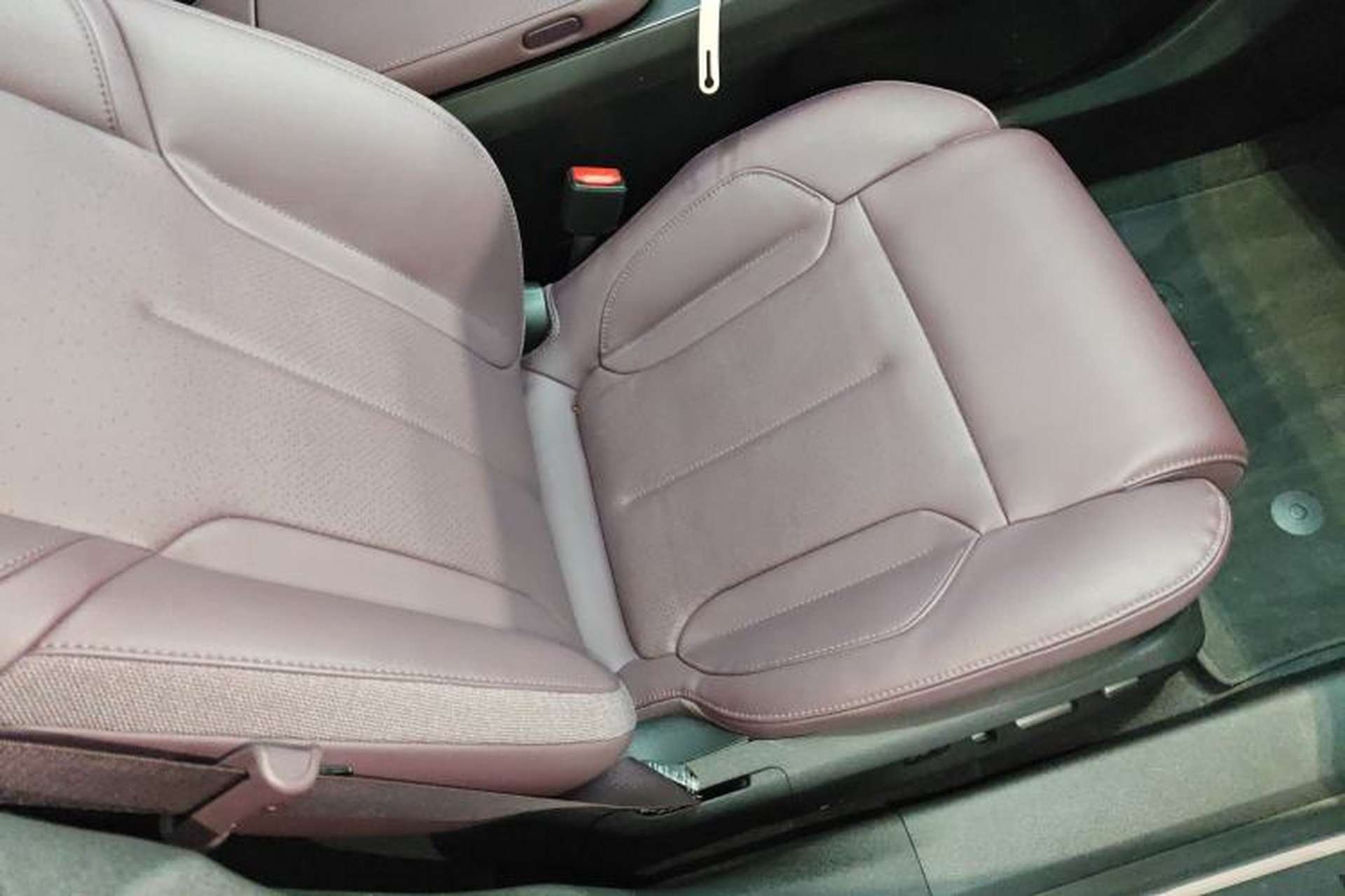 Used Nio ET5T 2023 75 kWh Touring Right Front Seat