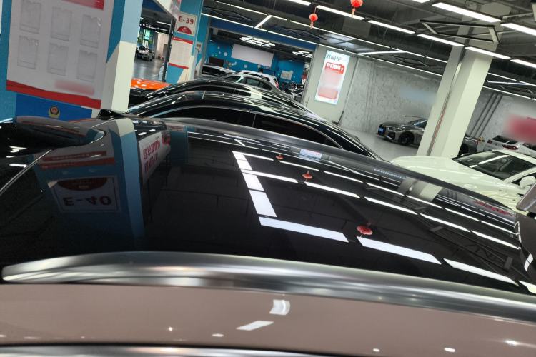 Used Nio ET5T 2023 75 kWh Touring Roof