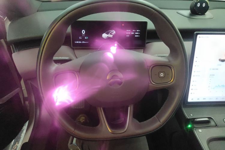 Used Nio ET5T 2023 75 kWh Touring Steering Wheel