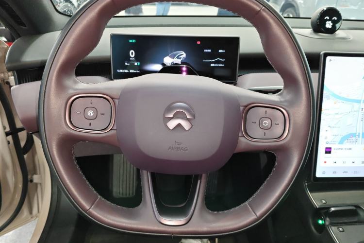 Used Nio ET5T 2023 75 kWh Touring Steering Wheel