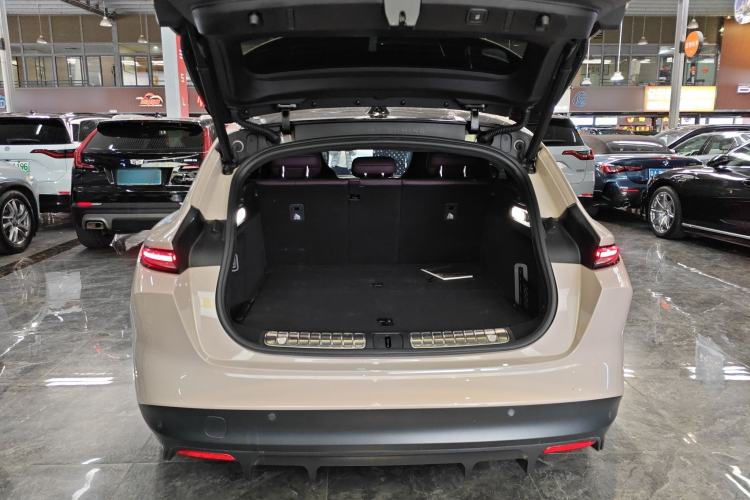 Used Nio ET5T 2023 75 kWh Touring Trunk
